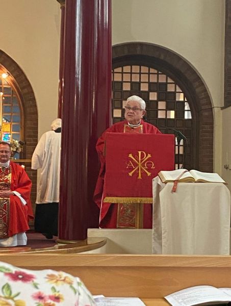 File:S Fr Potter's 40th Anniv 02.jpg