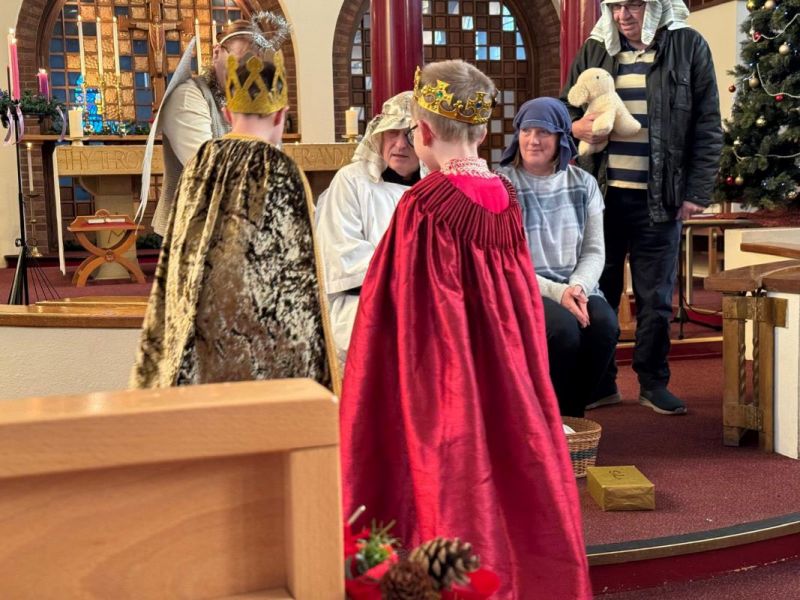 File:S2025 Crib Service 11.jpg