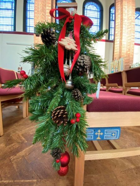 File:S2025 Crib Service 03.jpg