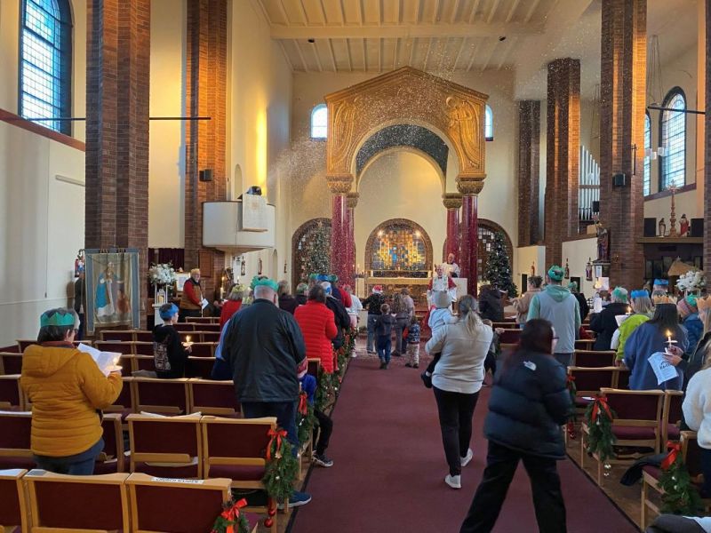 File:S2025 Crib Service 07.jpg