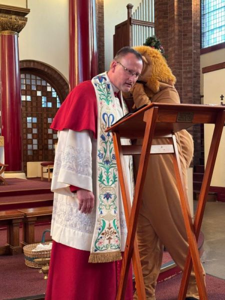 File:S2025 Crib Service 13.jpg